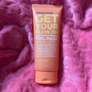 Brand New Formula 10.0.6 Skin Brightening Peel Mask